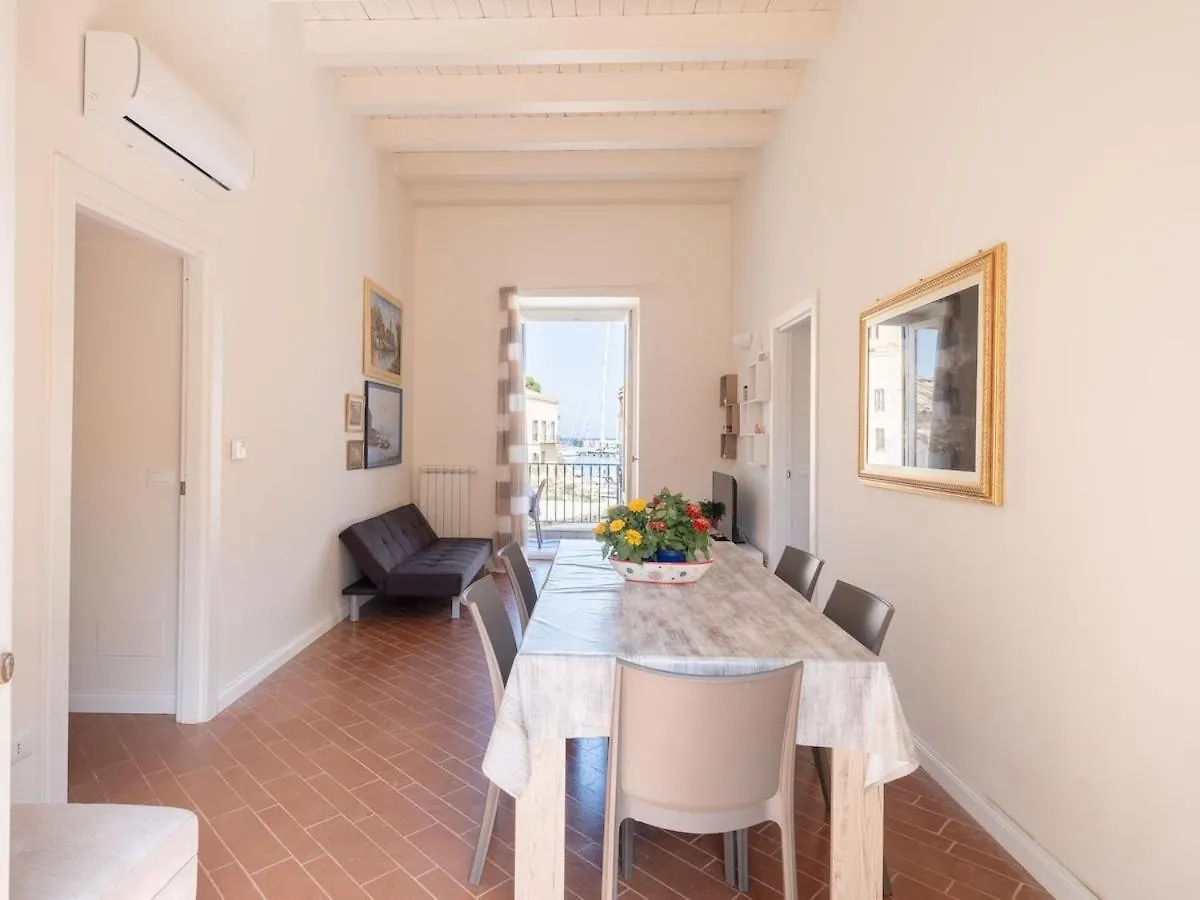 Apartment In Villa Storica Lanterna Sul Mare Palermo 0*,  Italy