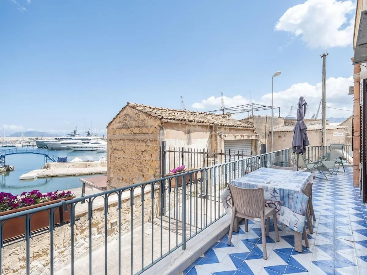 Apartment In Villa Storica Lanterna Sul Mare Palermo