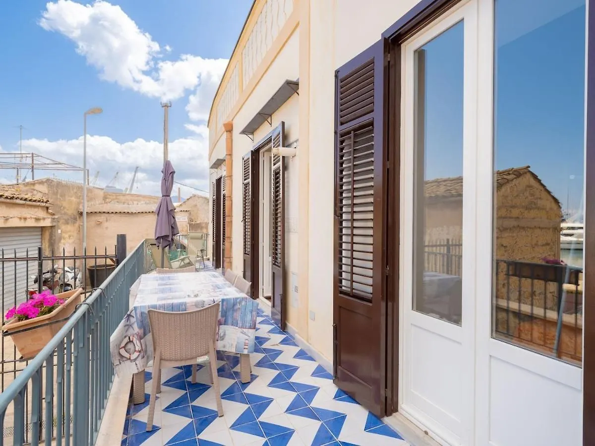 Apartment In Villa Storica Lanterna Sul Mare Palermo